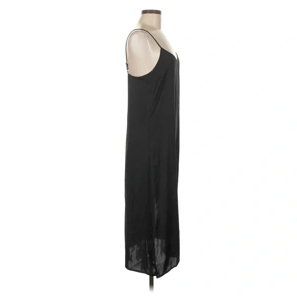 Elegant Black Satin Slip Dress - Picture 3 of 5
